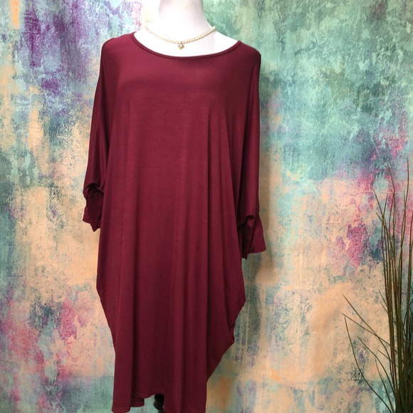 Sweet Pea Dresses & Skirts - 💥Sweet Pea Bat Sleeves with Slit Dress